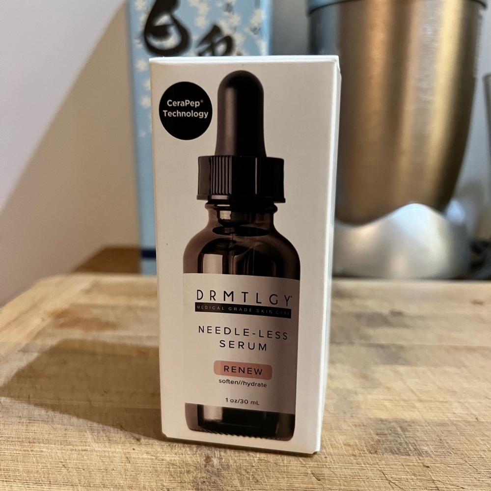 DRMTLGY Needle-Less Serum with CeraPep Technology